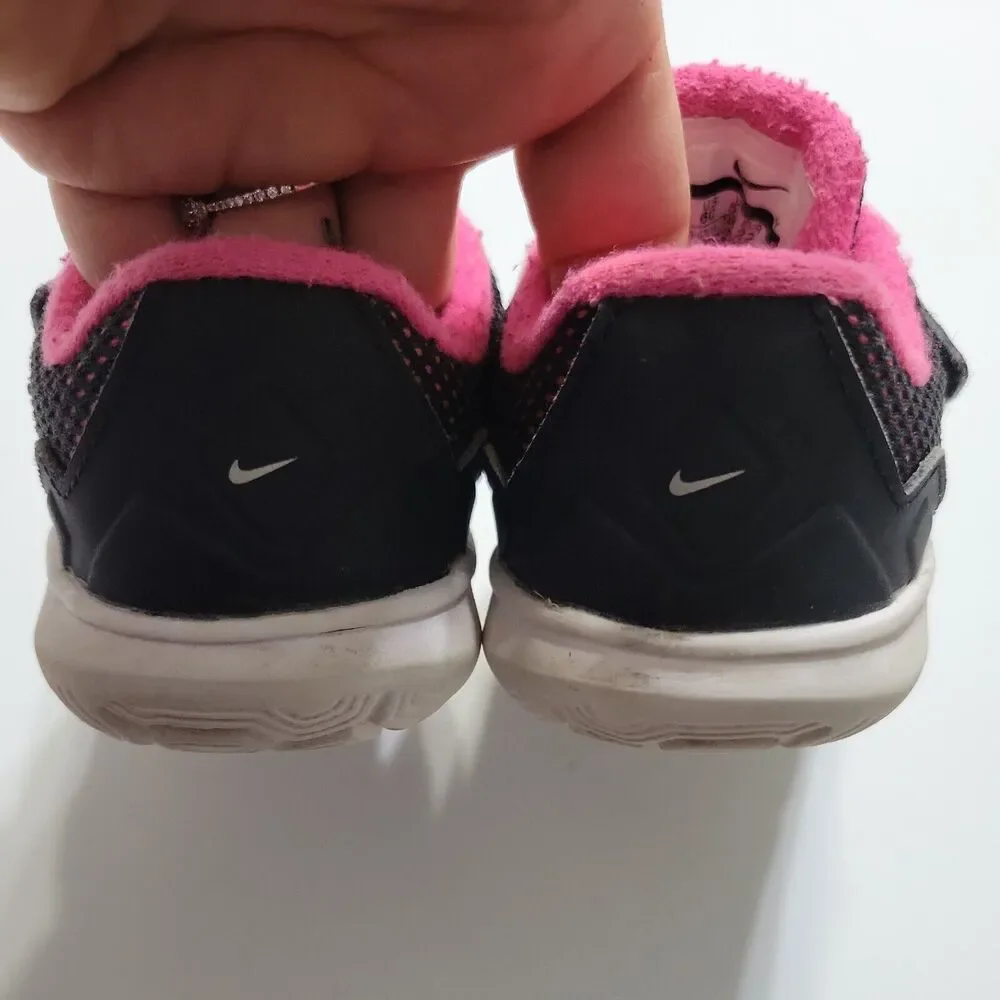 Nike Little Sneaker Girl 6C Contact Running Shoes Black Pink Hook & Loop Low Top